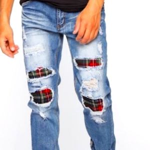 Fashion Nova distressed, plaid, jeans size 42